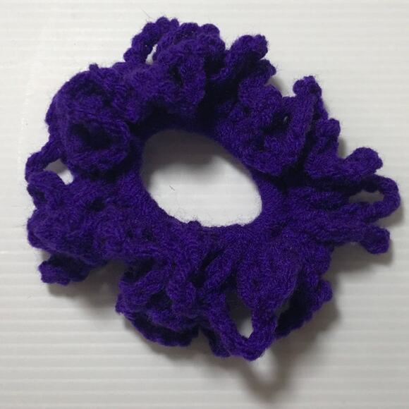 NWT Purple Handmade Crocheted Hair Scrunchie by Dawny - Picture 1 of 3